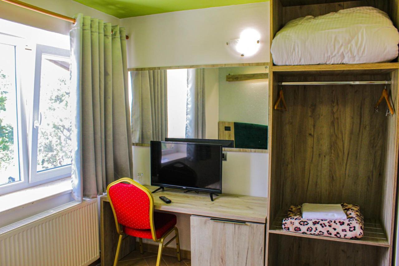 Shkreli Resort Qafeshtame Cudhi-Kamt Kültér fotó