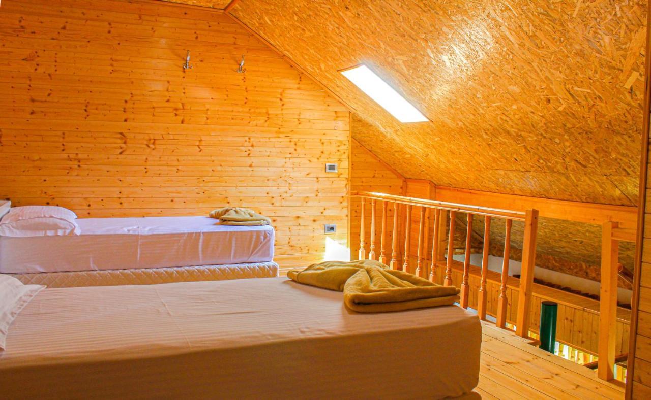 Shkreli Resort Qafeshtame Cudhi-Kamt Kültér fotó