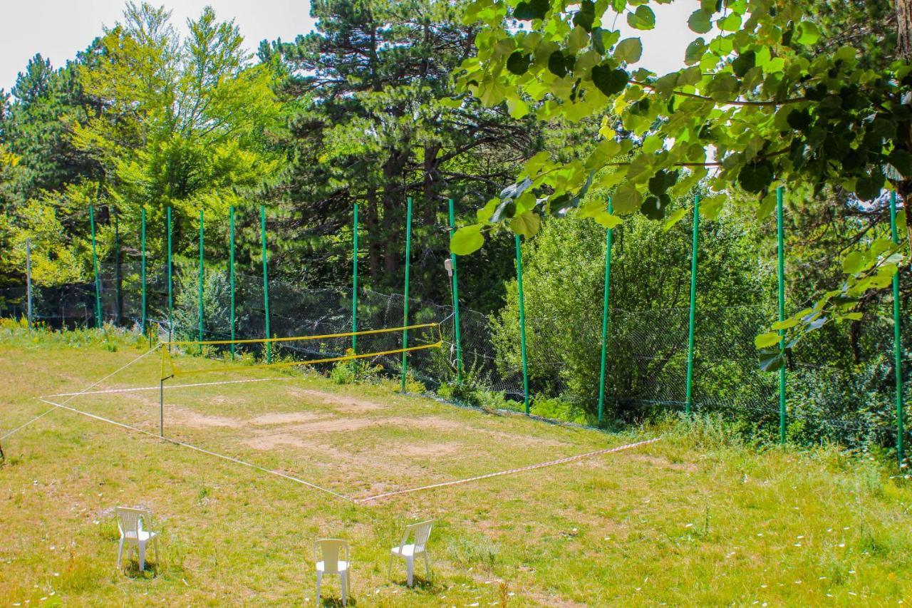 Shkreli Resort Qafeshtame Cudhi-Kamt Kültér fotó