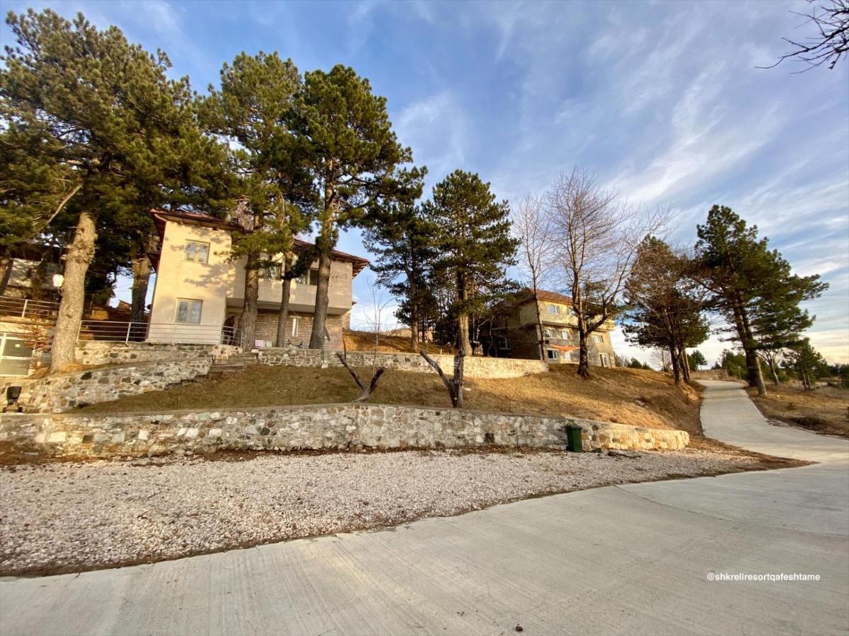 Shkreli Resort Qafeshtame Cudhi-Kamt Kültér fotó